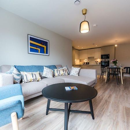 5 Star Brand New City Centre Apartment 벨파스트 외부 사진