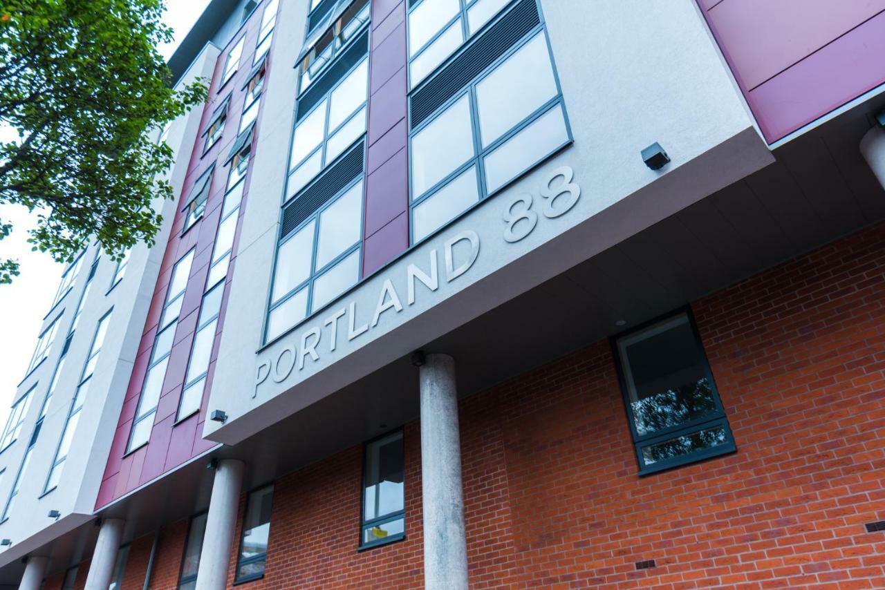 5 Star Brand New City Centre Apartment 벨파스트 외부 사진