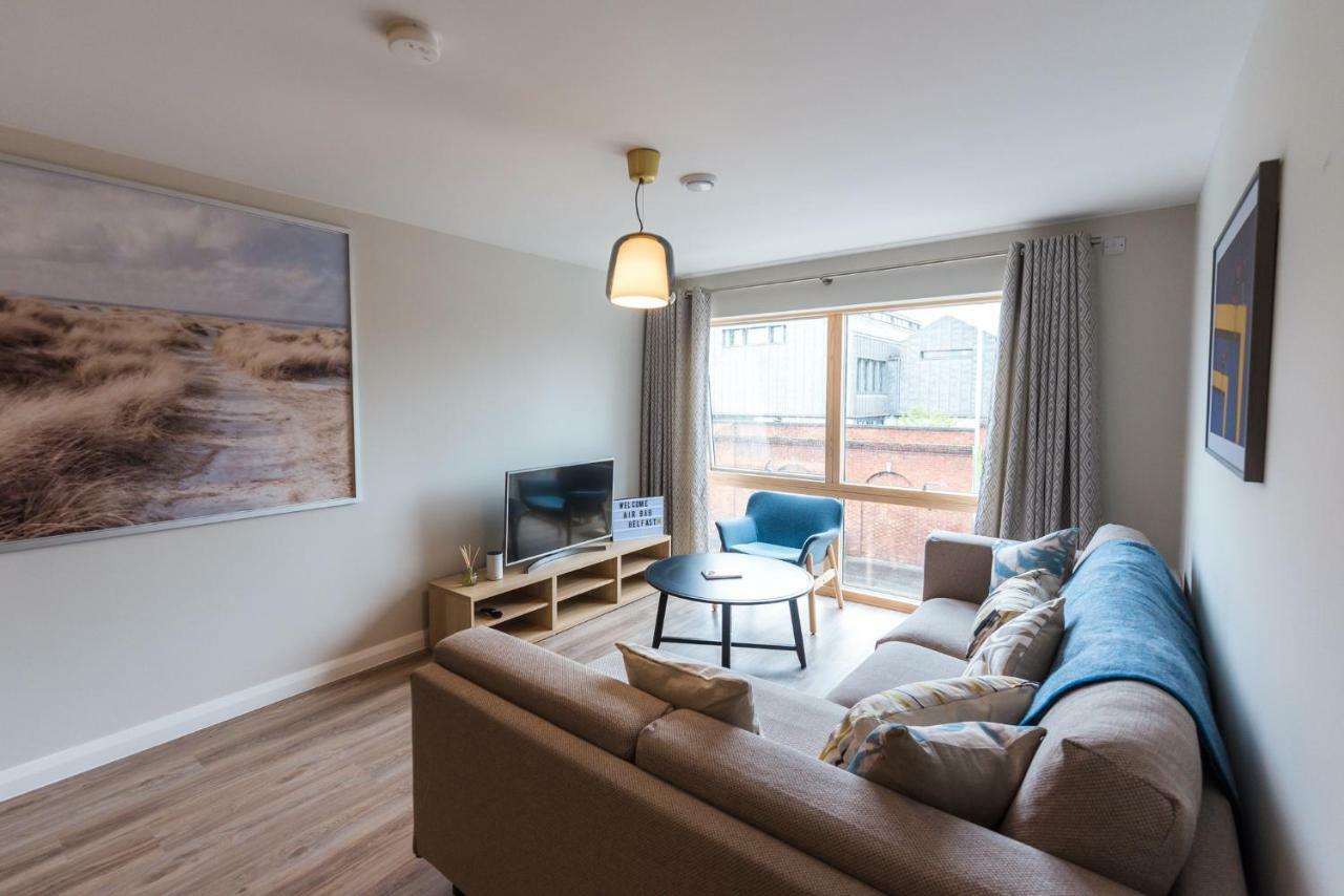 5 Star Brand New City Centre Apartment 벨파스트 외부 사진