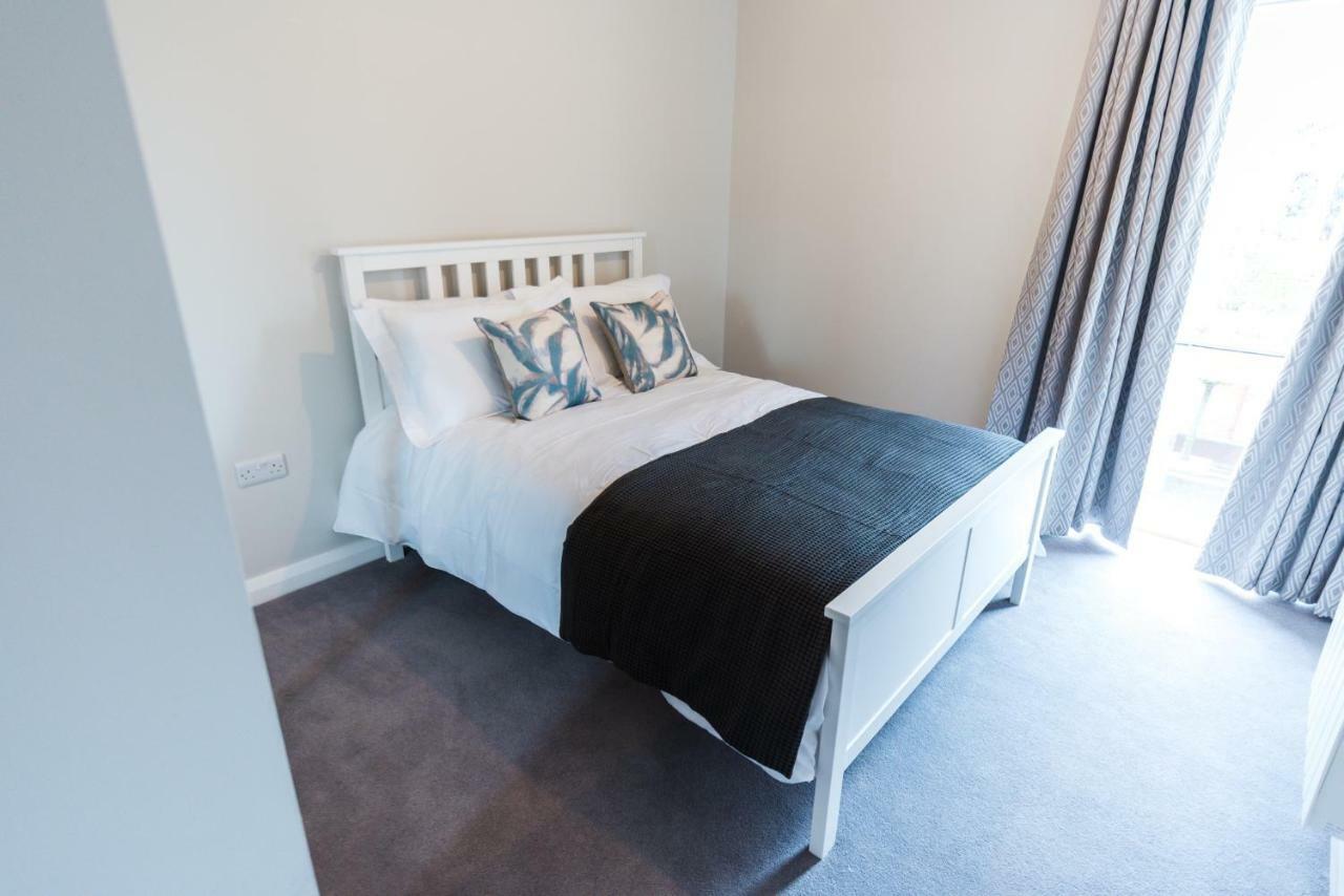 5 Star Brand New City Centre Apartment 벨파스트 외부 사진