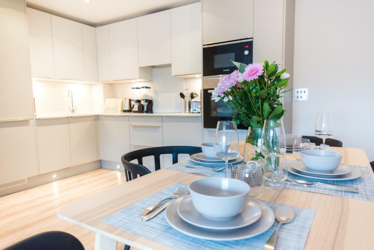 5 Star Brand New City Centre Apartment 벨파스트 외부 사진