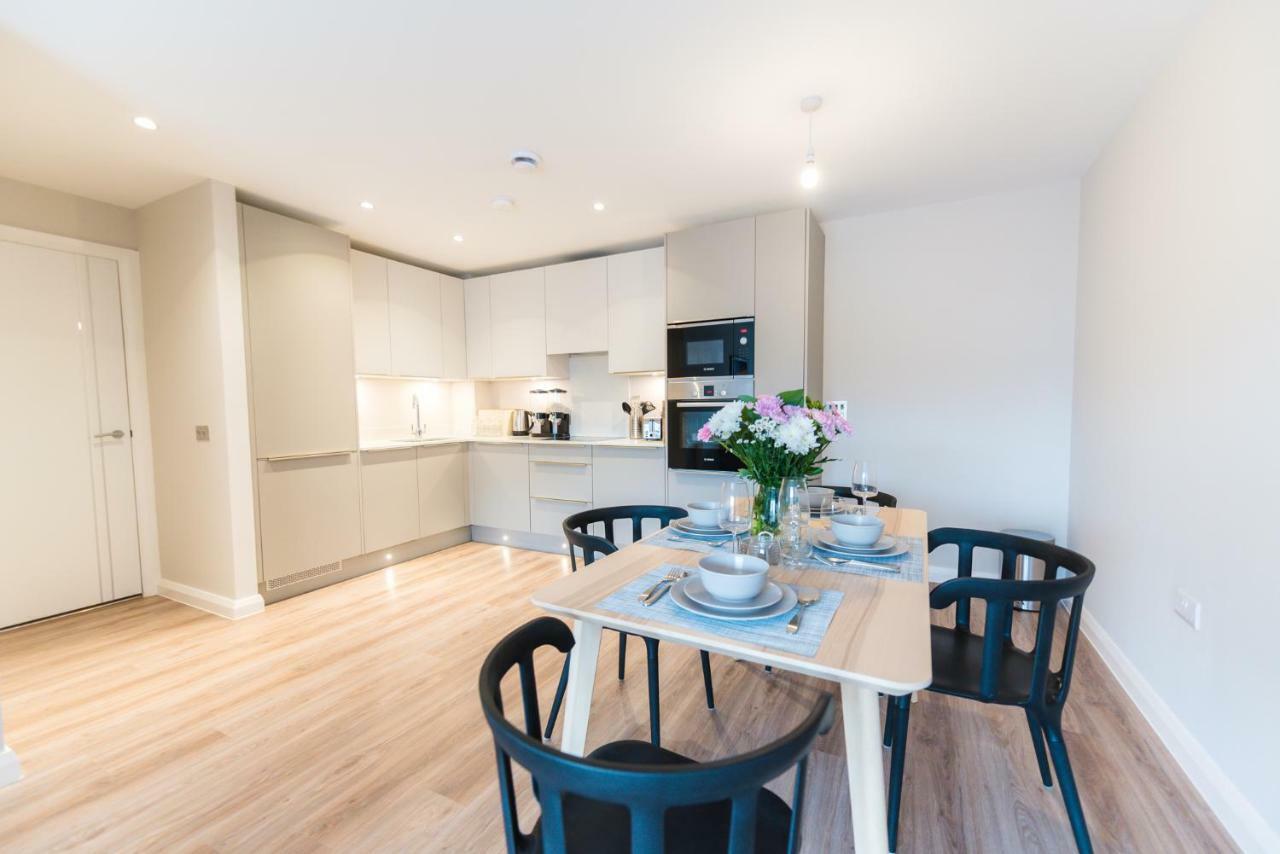5 Star Brand New City Centre Apartment 벨파스트 외부 사진