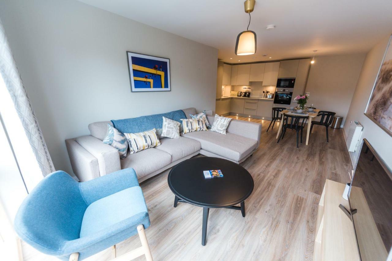 5 Star Brand New City Centre Apartment 벨파스트 외부 사진